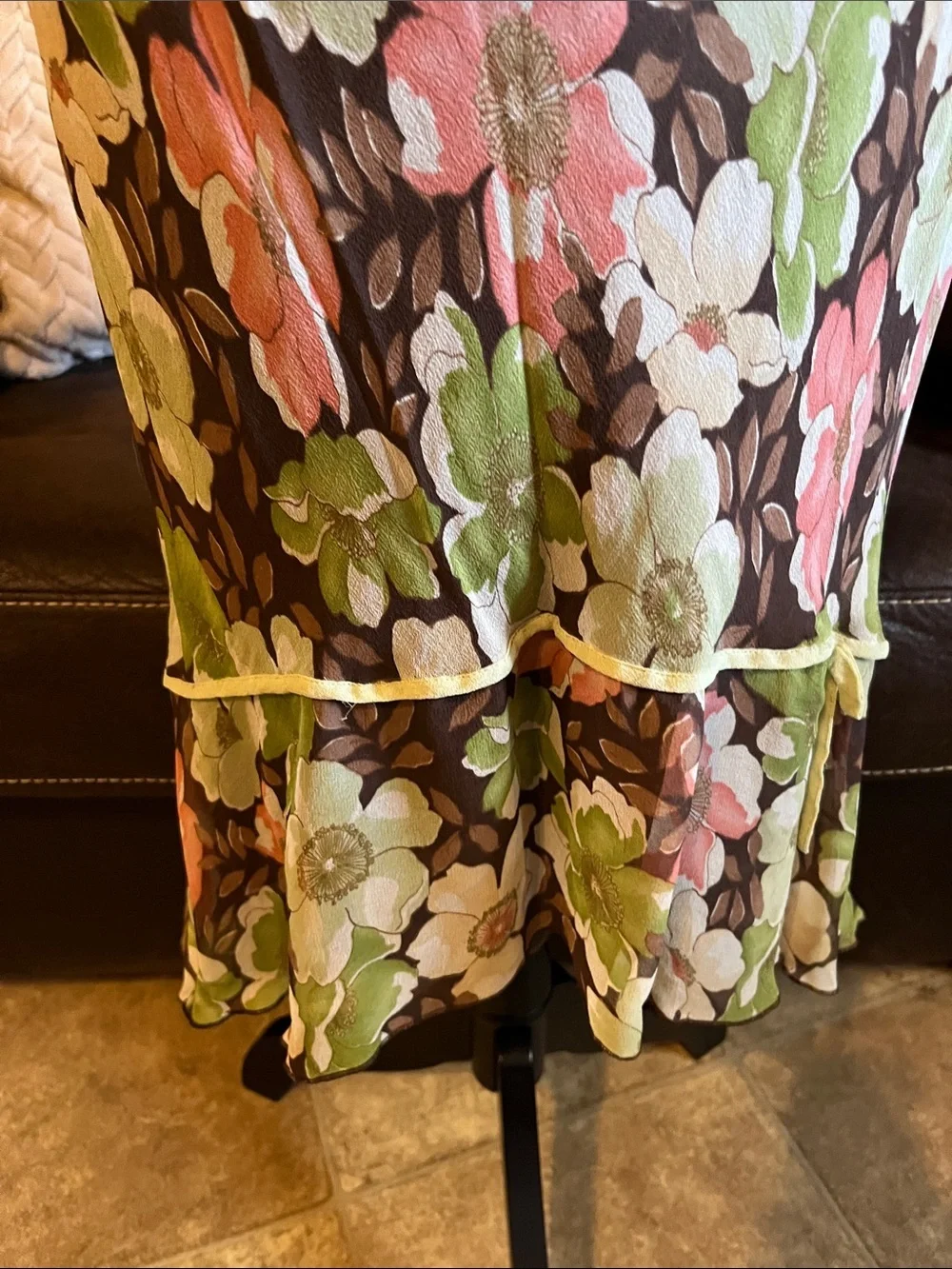 Metrostyle Silk Floral Ruffle-Hem Midi Skirt in Brown, Green & Pink 90’s - Picture 2 of 8